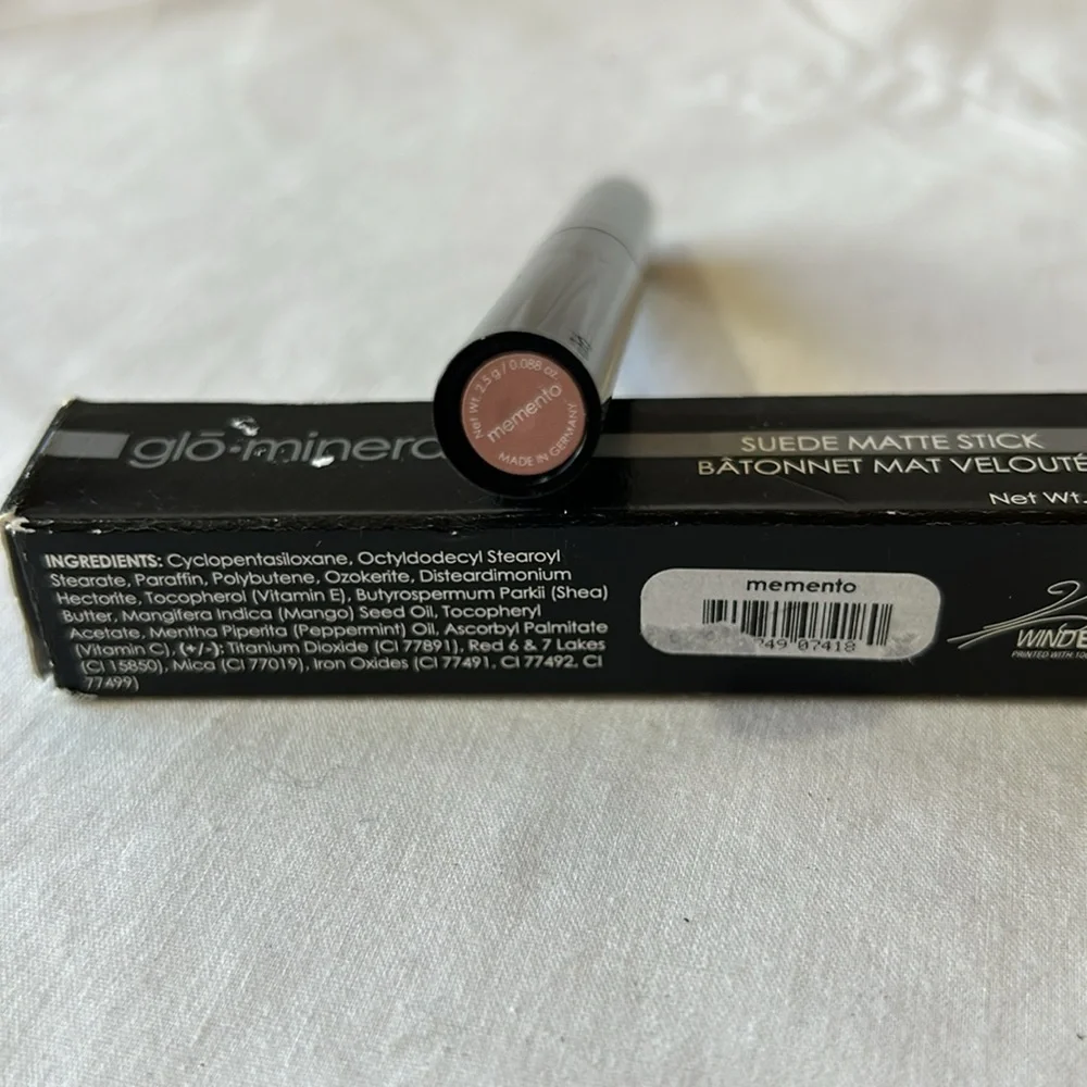 Glo Minerals Suede Matte Lip Stick-Memento  NIB